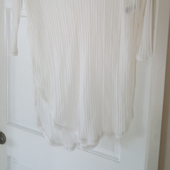 Free people ivory tunic with cut out back - Picture 3 of 3